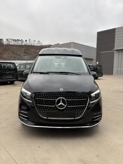 Mercedes-Benz V-Class 2025, 28 км, за 230000000 KRW