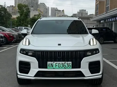 Lynk & Co 09 EM-P 2022, 80000 км, за 115800 CNY - фото 2