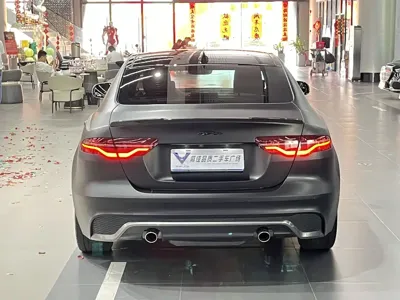 Jaguar XEL 2024, 46000 км, за 139800 CNY - фото 8