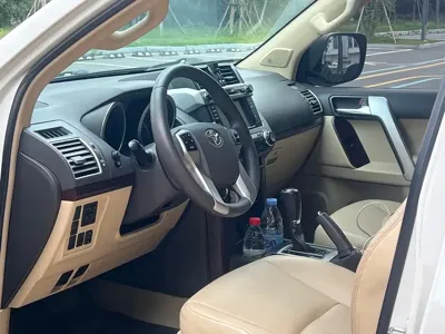Toyota Prado 2017, 200000 км, за 186000 CNY