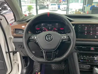 Volkswagen Tharu 2023, 41000 км, за 135800 CNY - фото 9