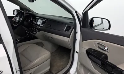 Kia Canival 2018, 59265 км, за 14800000 KRW - фото 26