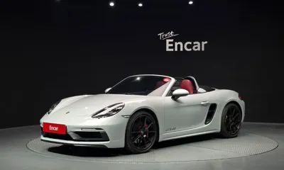 Porsche 718 · 2024 год