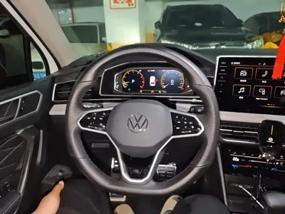 Volkswagen Tiguan L 2022, 24600 км, за 127300 CNY