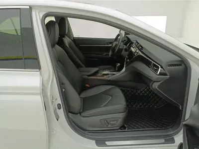 Toyota Camry 2020, 71700 км, за 98800 CNY - фото 8