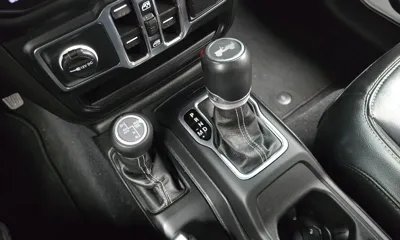 Jeep Wrangler 2023, 51357 км, за 47500000 KRW - фото 9