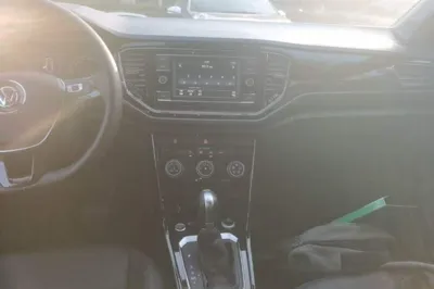 Volkswagen T-Roc 2018, 68000 км, за 71598.65 CNY - фото 21