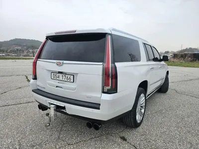 Cadillac Escalade 2018, 72000 км, за 42000000 KRW