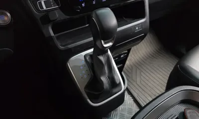 Hyundai Staria 2022, 66820 км, за 25900000 KRW - фото 9