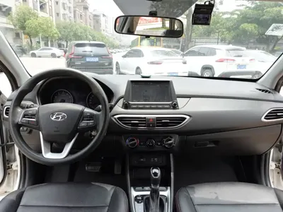 Hyundai Elantra 2018, 110000 км, за 25700 CNY - фото 7