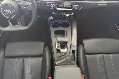 Audi A4L 2022, 58900 км, за 172212.96 CNY - фото 26