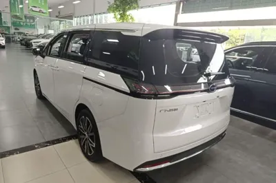 GAC Trumpchi E8 New Energy 2024, 40000 км, за 154323.2 CNY