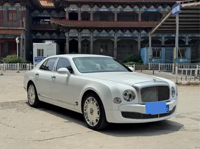 Bentley Mulsanne 2011, 60000 км, за 670000 CNY