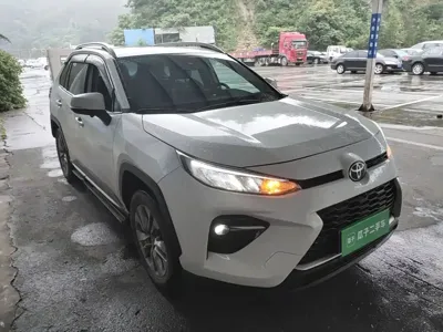 Toyota Wildlander 2021, 95600 км, за 94300 CNY