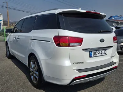 Kia Canival 2018, 80773 км, за 13000000 KRW - фото 5