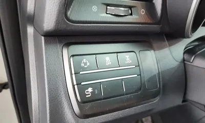 KG_Mobility_Ssangyong TIBOLI 2016, 185085 км, за 5200000 KRW - фото 20