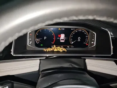 Volkswagen Tiguan L 2022, 24600 км, за 127300 CNY