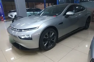Xpeng P7 · 2021 год