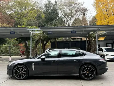 Porsche Panamera 2019, 120000 км, за 441800 CNY - фото 6