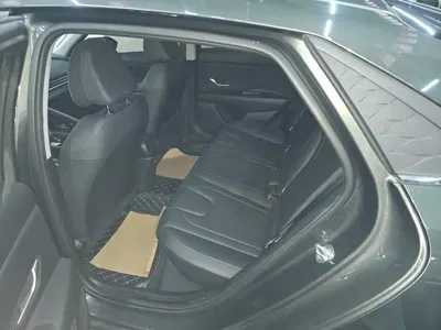 Hyundai Elantra 2025, 11900 км, за 78900 CNY - фото 11