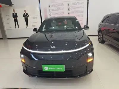 Li Auto Li L6 2025, 16299 км, за 186400 CNY