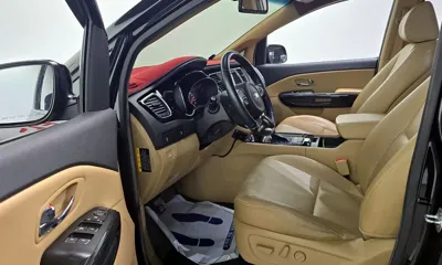 Kia Canival 2016, 183557 км, за 9700000 KRW - фото 10