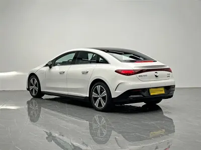 Mercedes-Benz EQE 2025, 20000 км, за 199800 CNY
