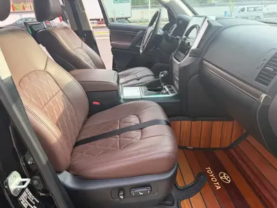 Toyota Land Cruiser 2019, 76000 км, за 430000 CNY - фото 15