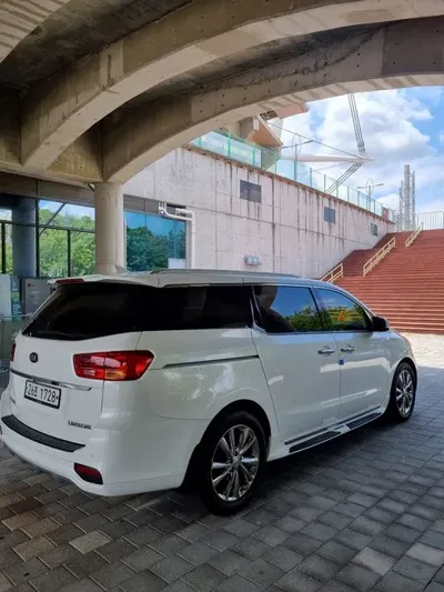 Kia Canival 2019, 60963 км, за 20990000 KRW - фото 2