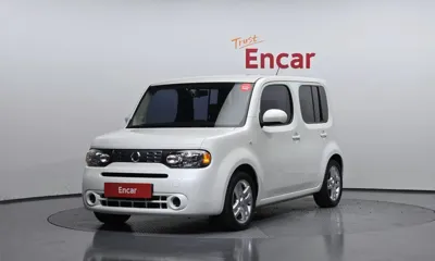 Nissan Cube · 2012 год