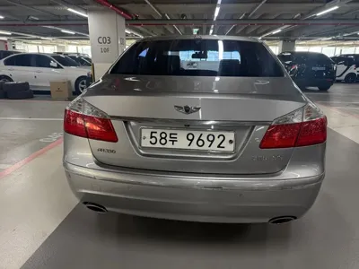 Hyundai Genesis 2009, 132000 км, за 3500000 KRW - фото 6