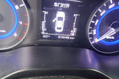 Changan Eado DT 2018, 57200 км, за 22229.36 CNY - фото 12