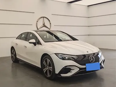 Mercedes-Benz EQE 2025, 9000 км, за 226800 CNY