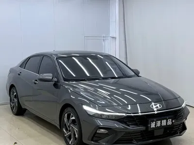 Hyundai Elantra 2024, 7000 км, за 103800 CNY