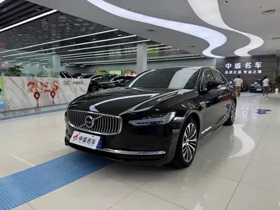 Volvo S90 · 2024 год