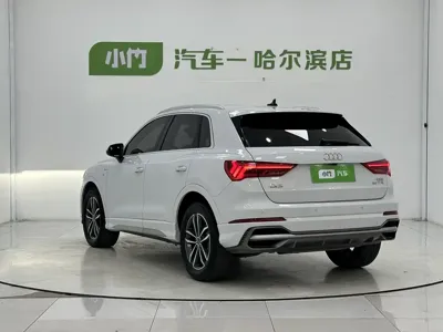 Audi Q3 2022, 26000 км, за 174000 CNY