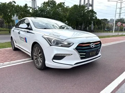 Hyundai Mistra 2017, 99000 км, за 33500 CNY