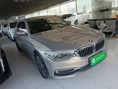 BMW 5 Series 2018, 187300 км, за 92100 CNY