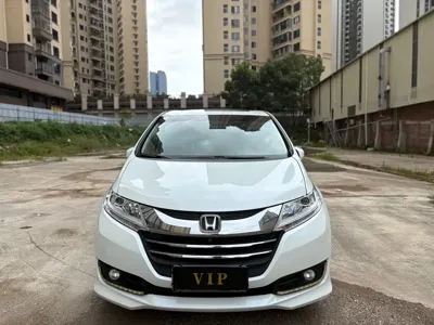 Honda Odyssey · 2016 год
