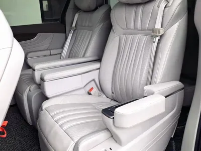 Roewe iMAX8 2024, 6000 км, за 128000 CNY