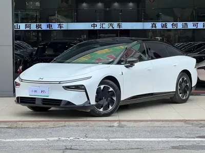Xpeng P7+ · 2025 год