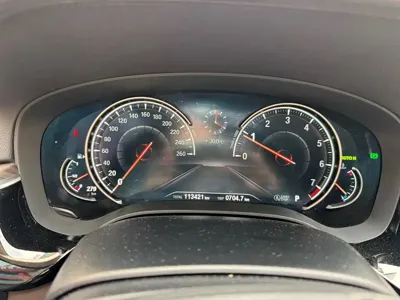 BMW 5 Series 2018, 113000 км, за 119800 CNY - фото 10