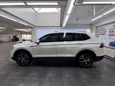 Volkswagen Tiguan L 2020, 90000 км, за 89800 CNY - фото 4