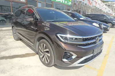 Volkswagen Talagon 2021, 139000 км, за 128889.5 CNY