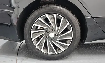 Hyundai Sonata 2021, 84021 км, за 19900000 KRW - фото 5