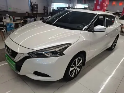 Nissan Bluebird 2019, 59100 км, за 40300 CNY