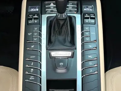 Porsche Macan 2019, 120000 км, за 145000 CNY - фото 3