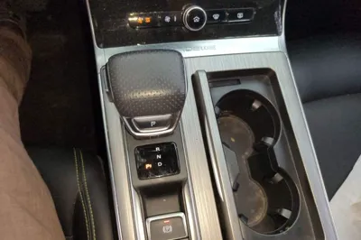 Roewe RX5 New Energy 2020, 84200 км, за 56912.6 CNY - фото 11