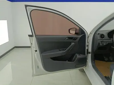Volkswagen Jetta 2019, 37600 км, за 28900 CNY - фото 7