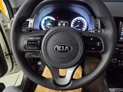 Kia Niro 2017, 174643 км, за 99990000 KRW - фото 11